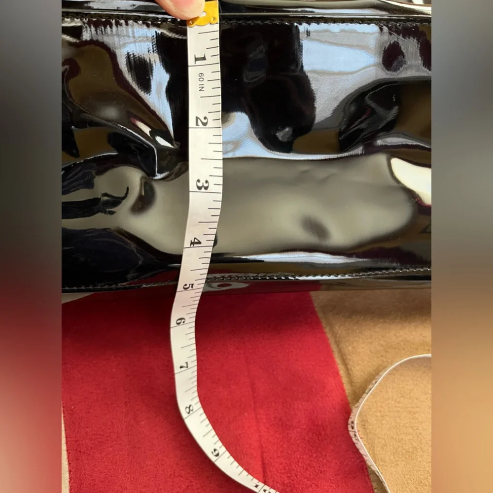 New Macys Large Black Patent Tote Bag - Picture 8 of 11